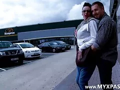 Bạn gái sexmomnhatban xinh đẹp với vết chai trên môi