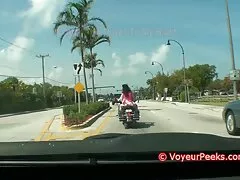 Vẻ đẹp âm xem sex mom hộ lông đã sẵn sàng cho thú vui của dương vật giả!