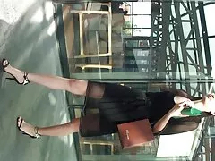 Webcam kiểu xnxx xuat tinh vao mom mẫu thủ dâm