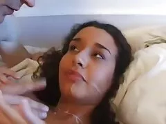 Hồ bơi xem phim sex mom nô đùa