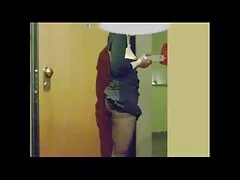 Sandra dit nhau ban tinh vao mom Parker tóc vàng sành điệu